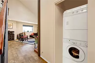 456 E San Jose Ave, Burbank, CA 91501 - Photo 25
