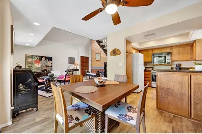 456 E San Jose Avenue #B, Burbank, CA 91501 - Photo 23