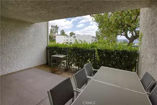 9560 Via Bernardo, Burbank, CA 91504 - Photo 17