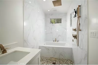 9560 Via Bernardo, Burbank, CA 91504 - Photo 9