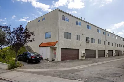 9560 Via Bernardo, Burbank, CA 91504 - Photo 21
