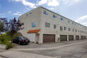 9560 Via Bernardo, Burbank, CA 91504 - Photo 21