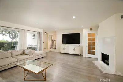 9560 Via Bernardo, Burbank, CA 91504 - Photo 3