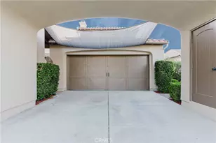 27101 Buckskin Ln, Canyon Country, CA 91387 - Photo 3