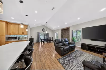 1805 Matterhorn, Pine Mountain Club, CA 93222 - Photo 15