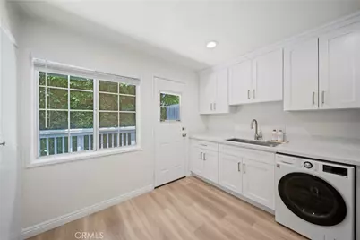 13573 Moorpark Street, Sherman Oaks, CA 91423 - Photo 33