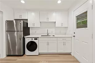 13573 Moorpark St, Sherman Oaks, CA 91423 - Photo 13