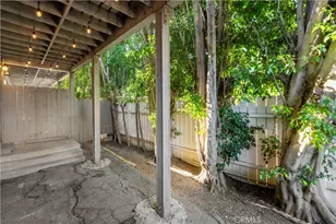 13573 Moorpark St, Sherman Oaks, CA 91423 - Photo 17