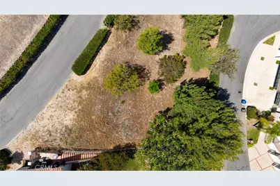 23805 Bella Vista Drive, Newhall, CA 91321 - Photo 21