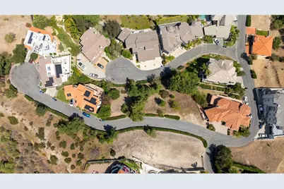 23805 Bella Vista Drive, Newhall, CA 91321 - Photo 13