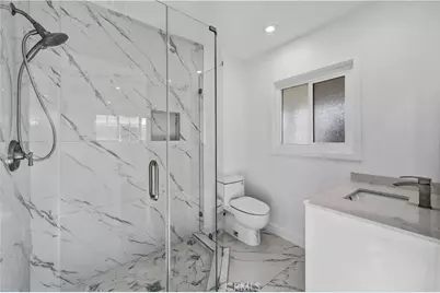 14857 Tuba, Los Angeles, CA 91345 - Photo 11