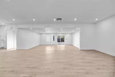 14857 Tuba, Los Angeles, CA 91345 - Photo 3