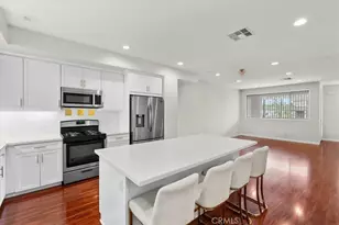 13225 Victory Blvd, Van Nuys, CA 91401 - Photo 11