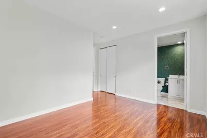 13225 Victory Blvd, Van Nuys, CA 91401 - Photo 27