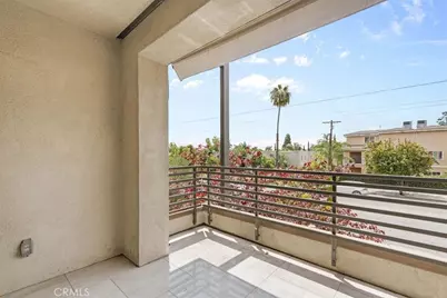 13225 Victory Blvd, Van Nuys, CA 91401 - Photo 5