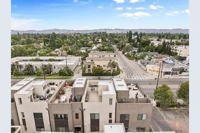 13225 Victory Blvd, Van Nuys, CA 91401 - Photo 39