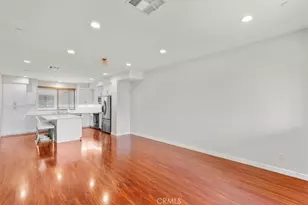 13225 Victory Blvd, Van Nuys, CA 91401 - Photo 7