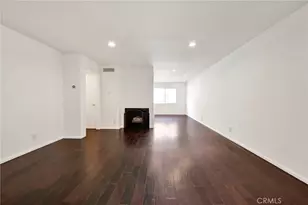 9745 Via Roma, Burbank, CA 91504 - Photo 5
