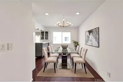 9745 Via Roma, Burbank, CA 91504 - Photo 7