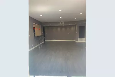 12540 Burbank Boulevard #103, Valley Village, CA 91607 - Photo 9