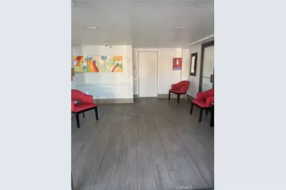 12540 Burbank Boulevard #103, Valley Village, CA 91607 - Photo 25