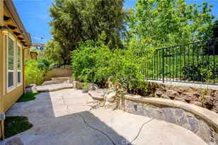 27063 Fairway Ln, Valencia, CA 91381 - Photo 35
