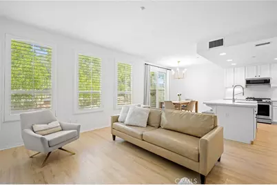 27063 Fairway Lane, Valencia, CA 91381 - Photo 9