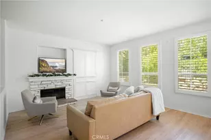 27063 Fairway Ln, Valencia, CA 91381 - Photo 5
