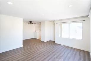 21200 Trumpet Dr, Newhall, CA 91321 - Photo 11