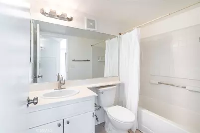 21200 Trumpet Dr #103 #103, Newhall, CA 91321 - Photo 17