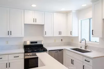 21200 Trumpet Dr #103 #103, Newhall, CA 91321 - Photo 5