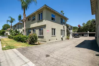 15455 Vanowen, Van Nuys, CA 91406 - Photo 9