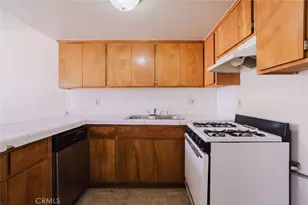 2250 N Fairview St, Burbank, CA 91504 - Photo 9