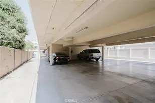2250 N Fairview St, Burbank, CA 91504 - Photo 21