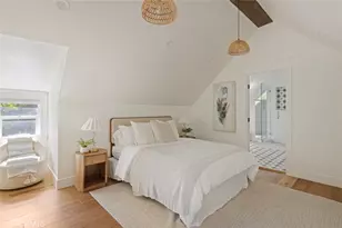 5850 Burwood Ave, Los Angeles, CA 90042 - Photo 23