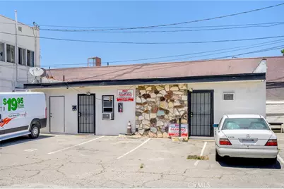 6634 Lankershim Boulevard #1/2, North Hollywood, CA 91606 - Photo 1