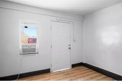 6634 Lankershim Boulevard #1/2, North Hollywood, CA 91606 - Photo 3