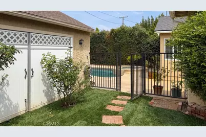 615 S Sparks, Burbank, CA 91506 - Photo 15