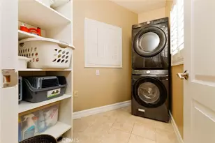 615 S Sparks, Burbank, CA 91506 - Photo 21