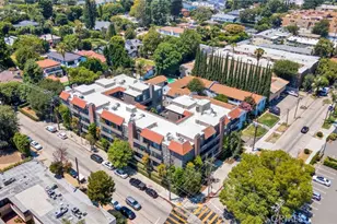 14844 Dickens, Sherman Oaks, CA 91403 - Photo 31