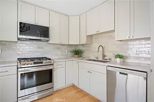 7800 Via Genova, Burbank, CA 91504 - Photo 9