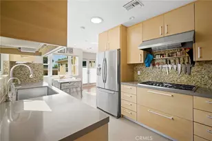 2040 W Kenneth Rd, Glendale, CA 91201 - Photo 19