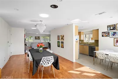 2040 W Kenneth Road, Glendale, CA 91201 - Photo 15