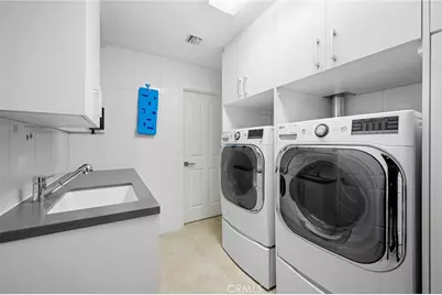 2040 W Kenneth Road, Glendale, CA 91201 - Photo 39