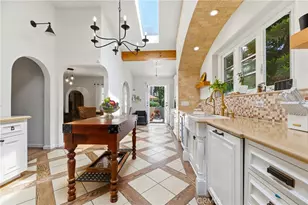 1102 Olmsted Dr, Glendale, CA 91202 - Photo 31