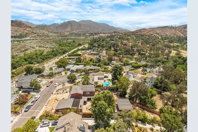 10768 Wheatland, Shadow Hills, CA 91040 - Photo 49