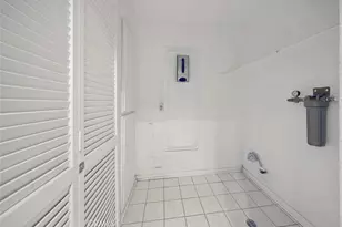 1310 W Park Western Dr, San Pedro, CA 90732 - Photo 17