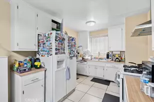 13280 Winfield, Panorama City, CA 91402 - Photo 9