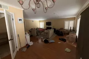 1021 Wolverton, Glendale, CA 91207 - Photo 11