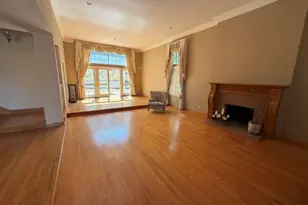 1021 Wolverton, Glendale, CA 91207 - Photo 3